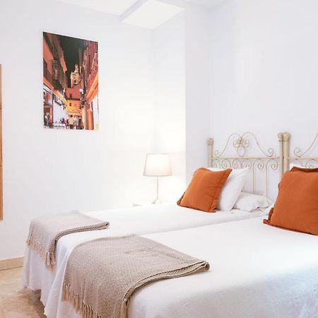 Apartamento Con Encanto En Patio Sevillano Экстерьер фото