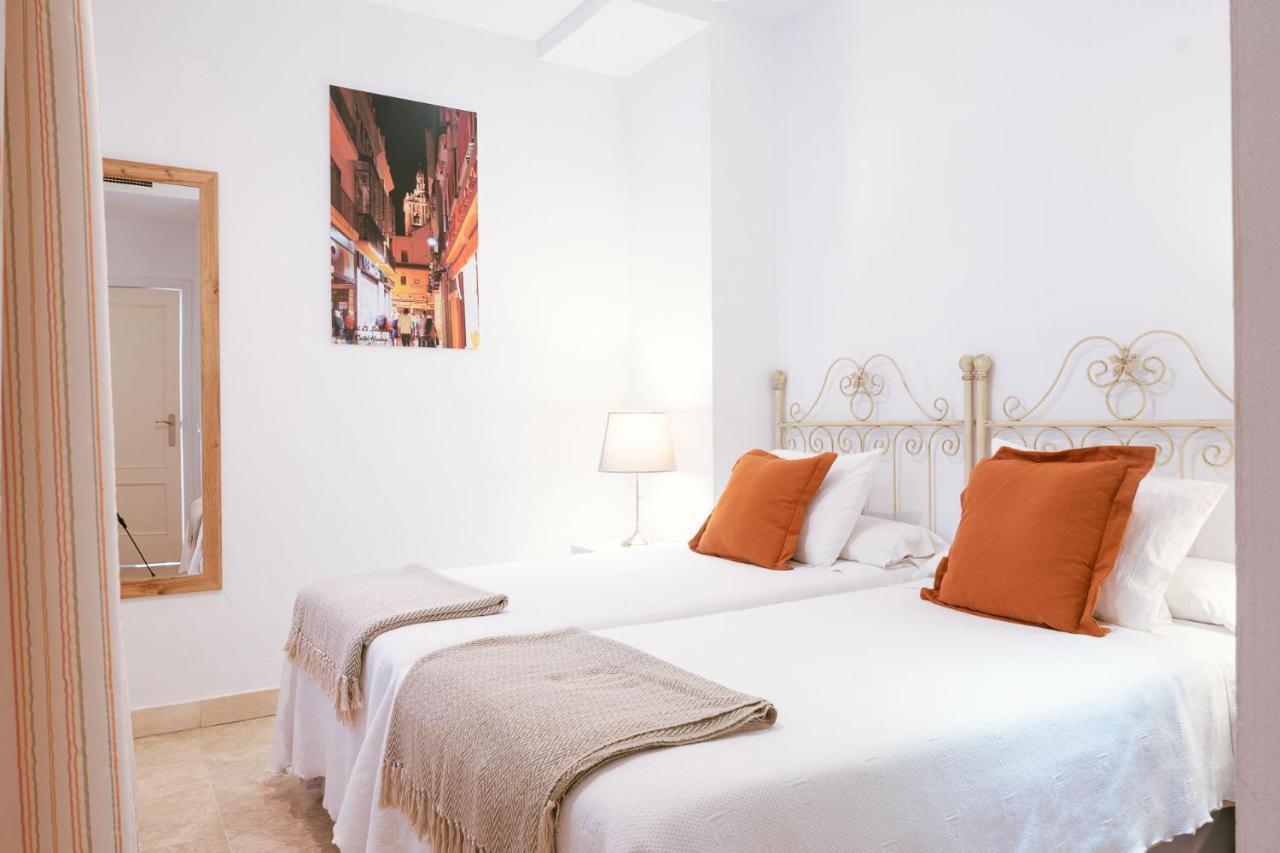 Apartamento Con Encanto En Patio Sevillano Экстерьер фото